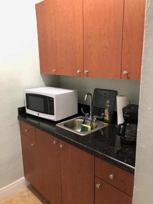 Harding Miami Beach Apartments image 23